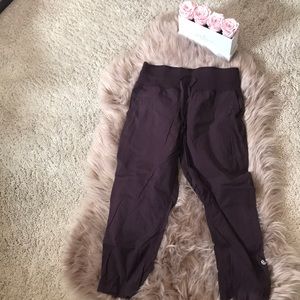 Lululemon capris